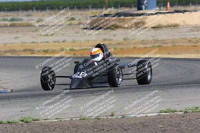 media/Jun-04-2022-CalClub SCCA (Sat) [[1984f7cb40]]/Group 3/Qualifying (Sweeper)/